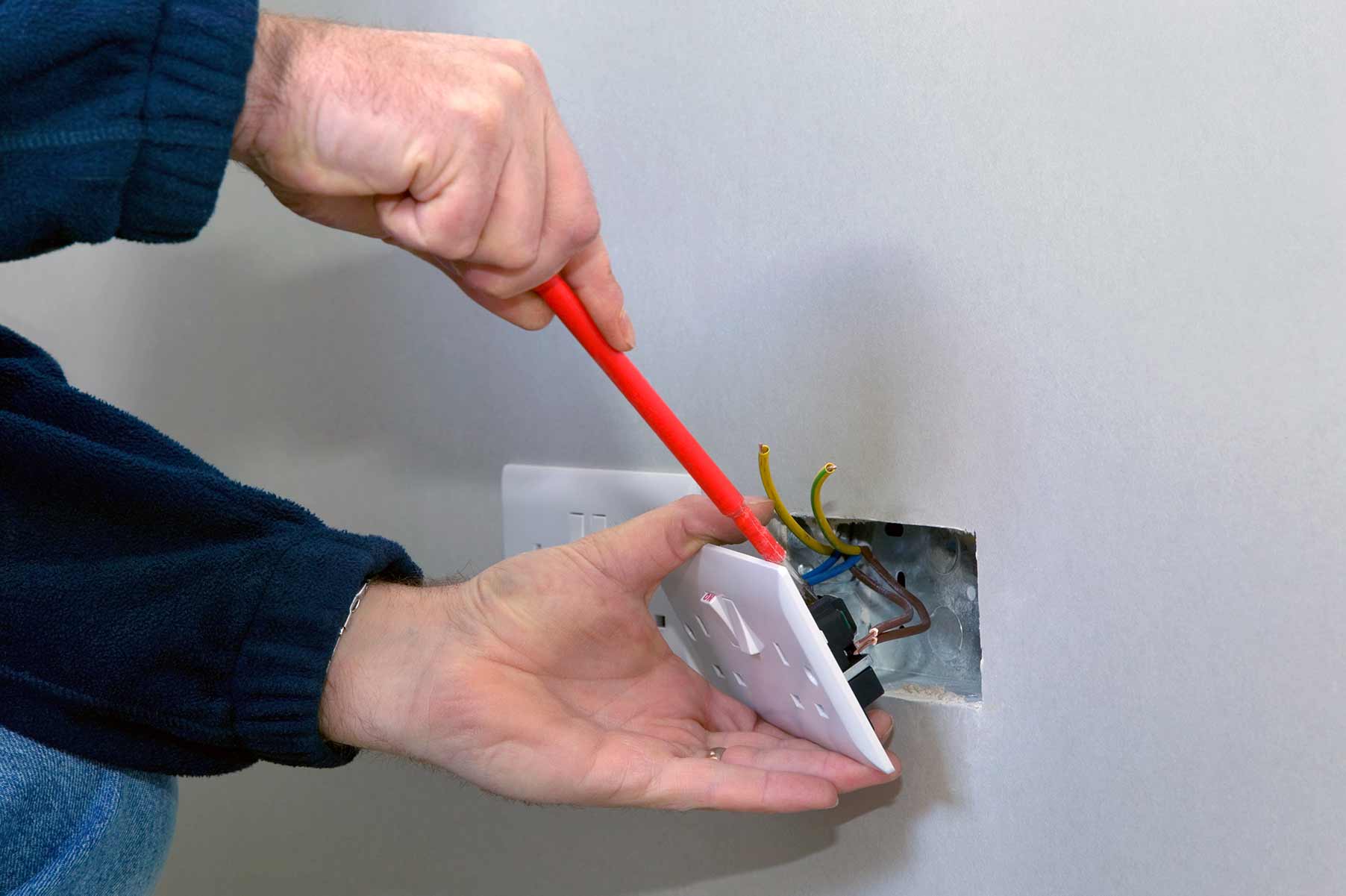 Our electricians can install plug sockets for domestic and commercial proeprties in Birchington and the local area. 